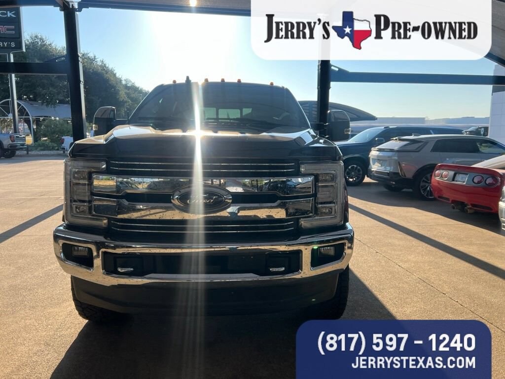 Used 2019 Ford Super Duty F-250 SRW LARIAT Truck Crew Cab