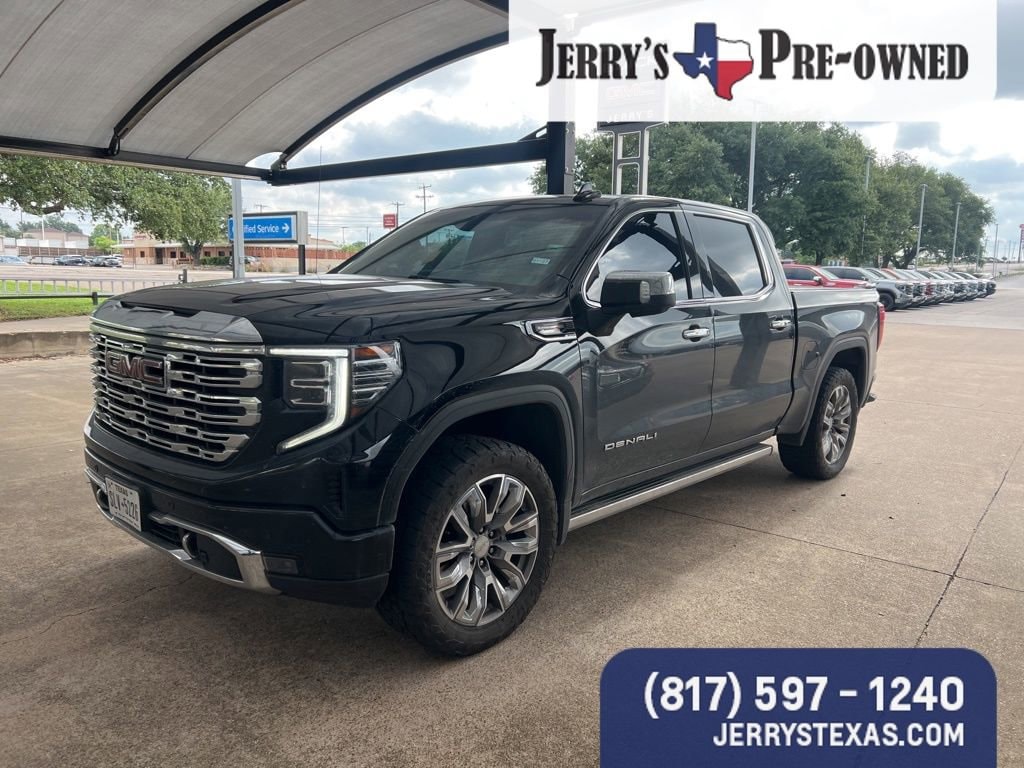 2023 GMC Sierra 4WD Crew Cab Short Box Denali's photo