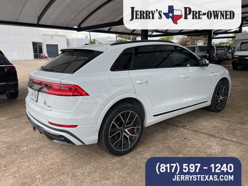 2021 Audi Q8 55 Premium Plus photo 3