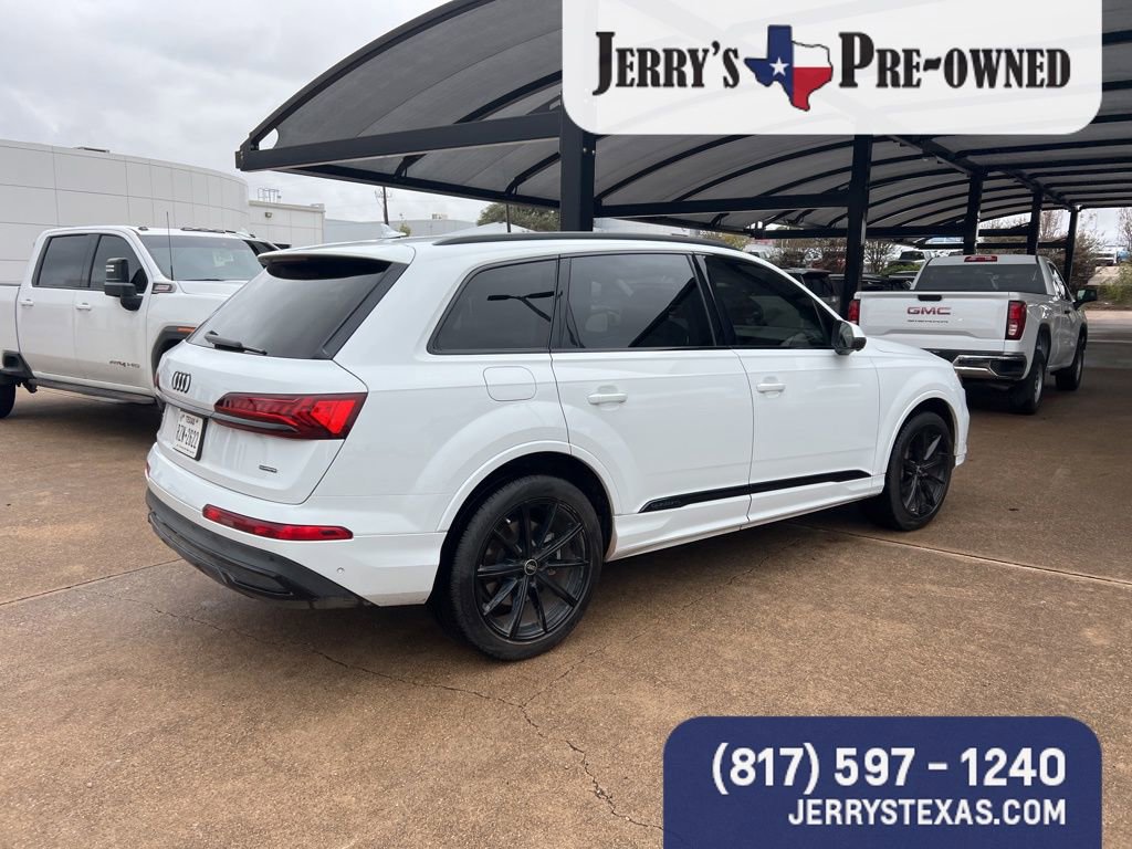 2022 Audi Q7 55 Premium Plus photo 3