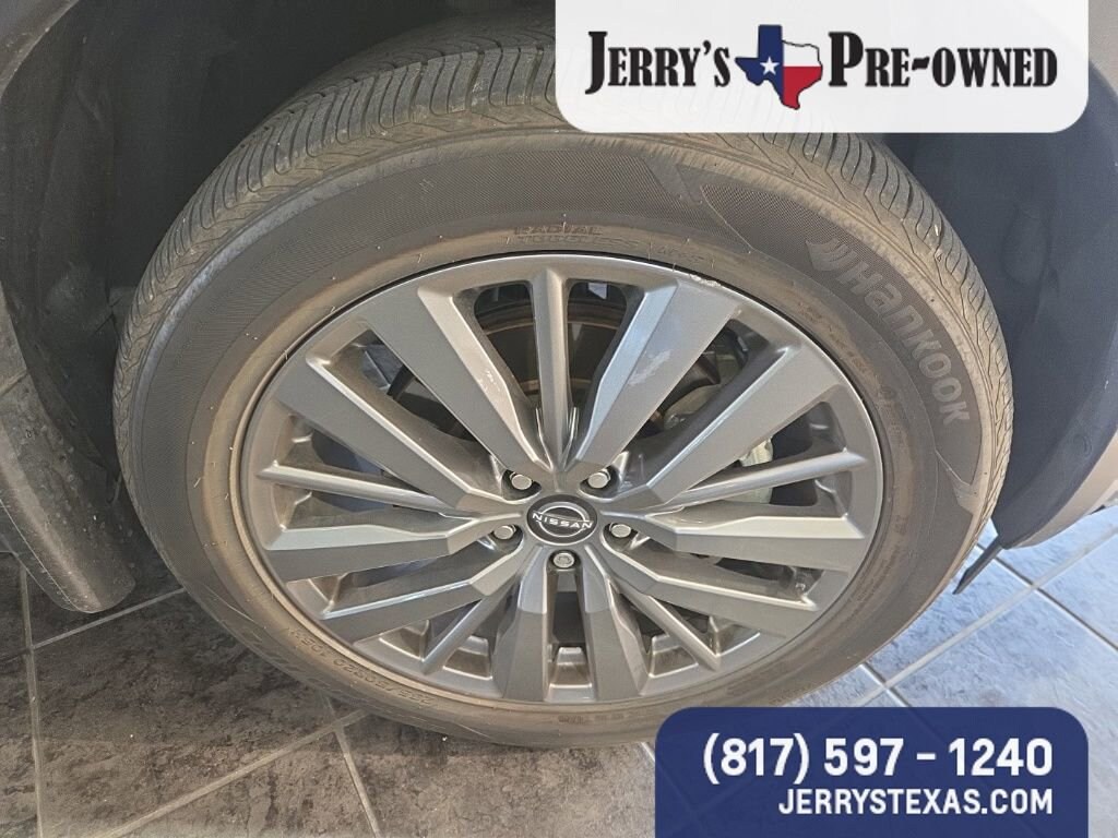 Used 2025 Nissan Pathfinder SL SUV