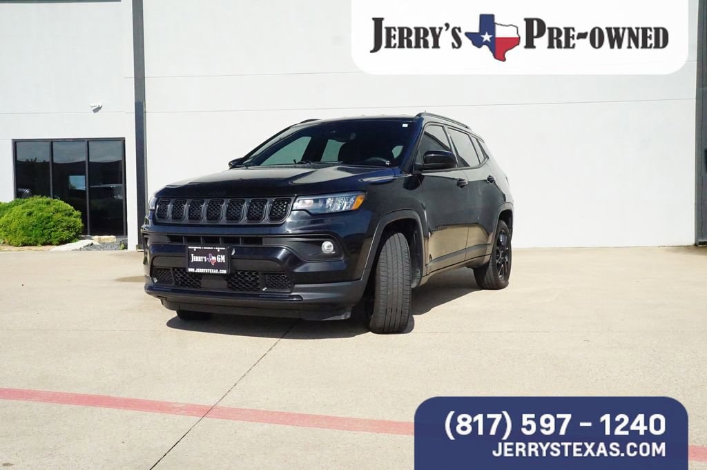 Used 2023 Jeep Compass Altitude SUV