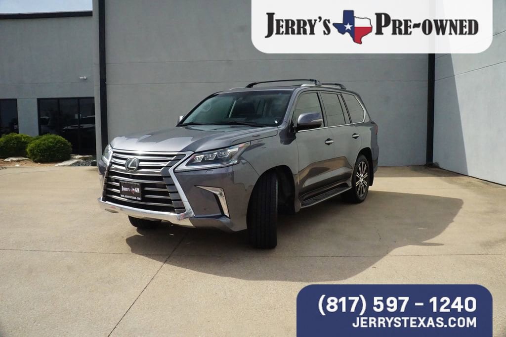 2020 Lexus LX 570's photo