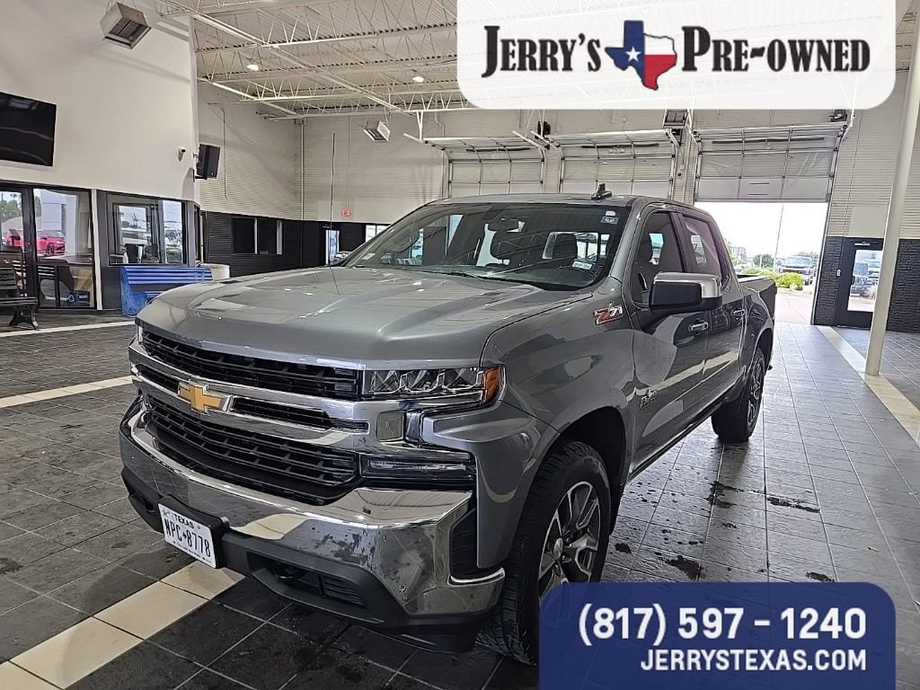 2020 Chevrolet Silverado 1500 LT 4X4 Crew Cab Short Box's photo