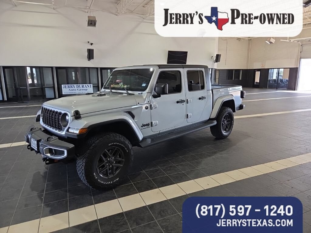 Used 2024 Jeep Gladiator Sport S Truck Crew Cab