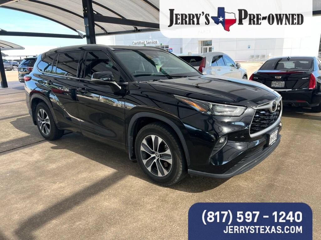 Used 2022 Toyota Highlander XLE SUV