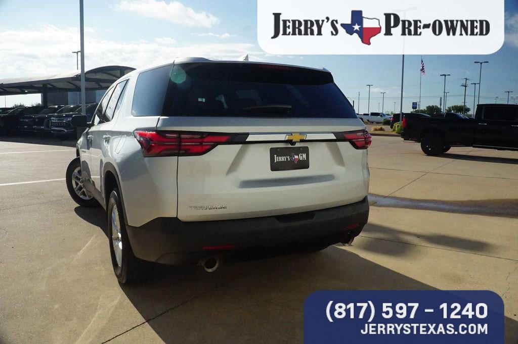 Used 2022 Chevrolet Traverse LS SUV