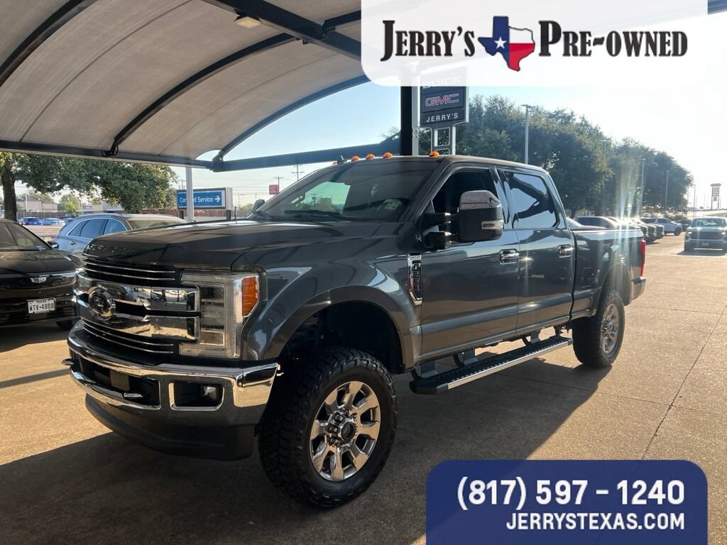 Used 2019 Ford Super Duty F-250 SRW LARIAT Truck Crew Cab