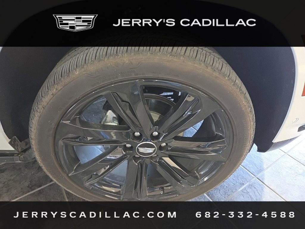 2025 Cadillac Escalade Sport Platinum photo 3