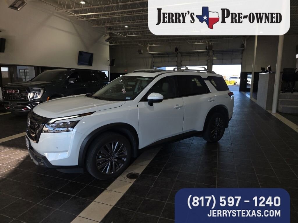 Used 2025 Nissan Pathfinder SL SUV