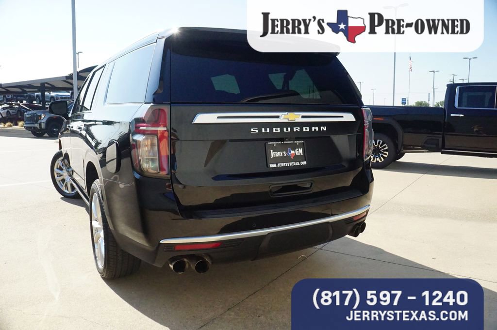 2024 Chevrolet Suburban High Country photo 2