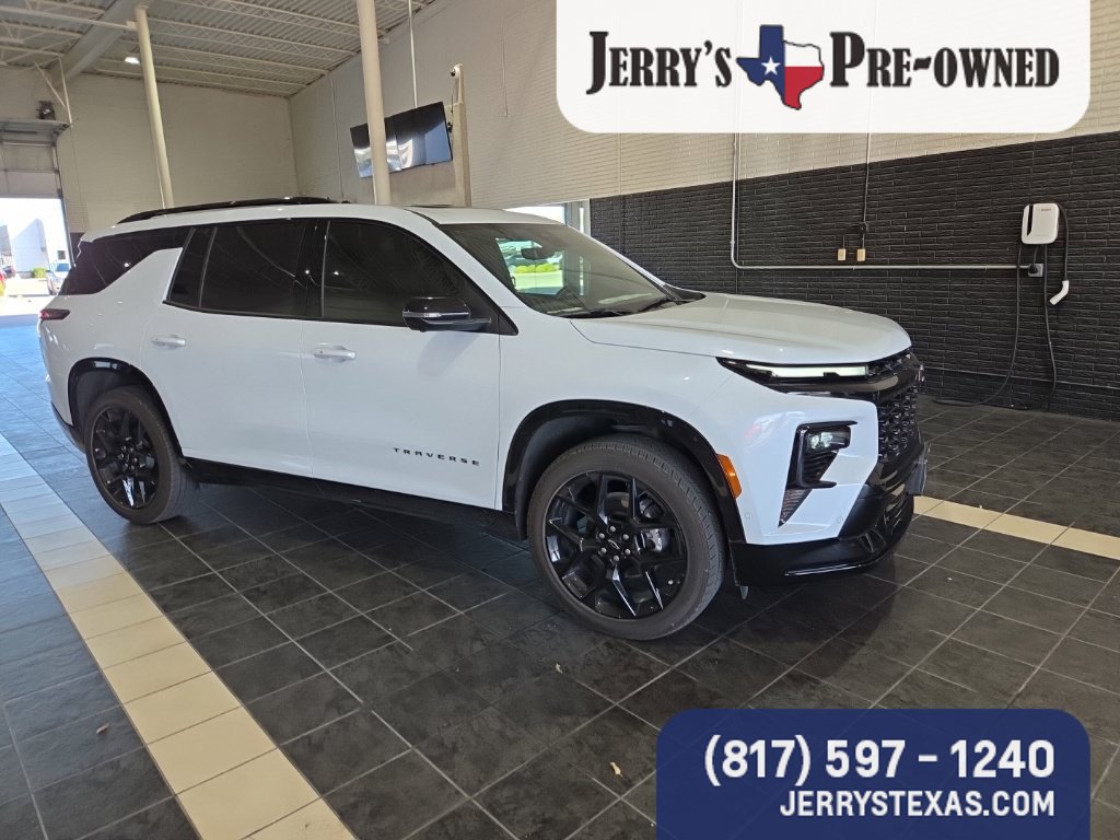 Used 2026 Chevrolet Traverse FWD RS SUV