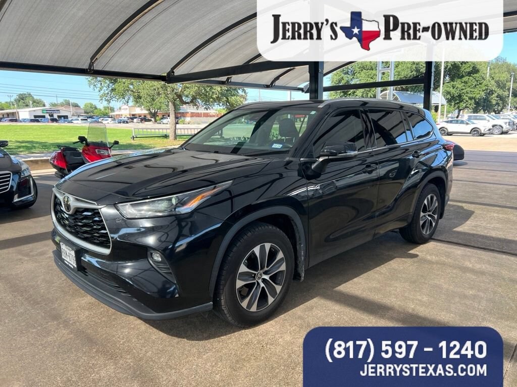 Used 2022 Toyota Highlander XLE SUV