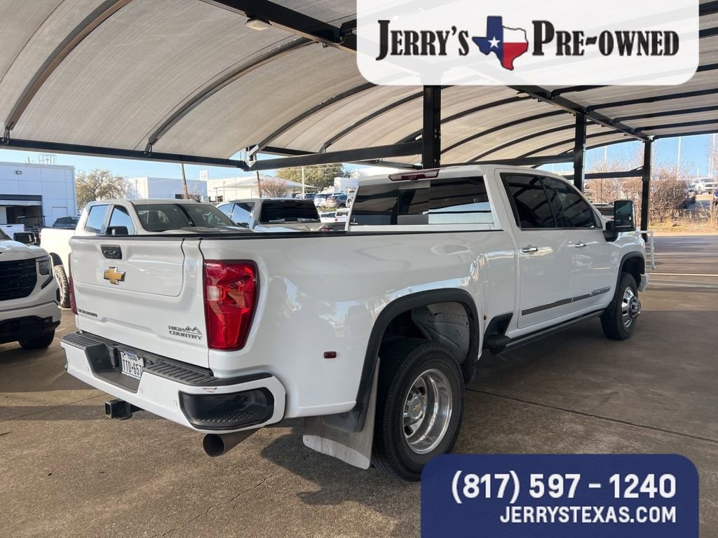 Used 2024 Chevrolet Silverado 3500HD High Country Truck Crew Cab