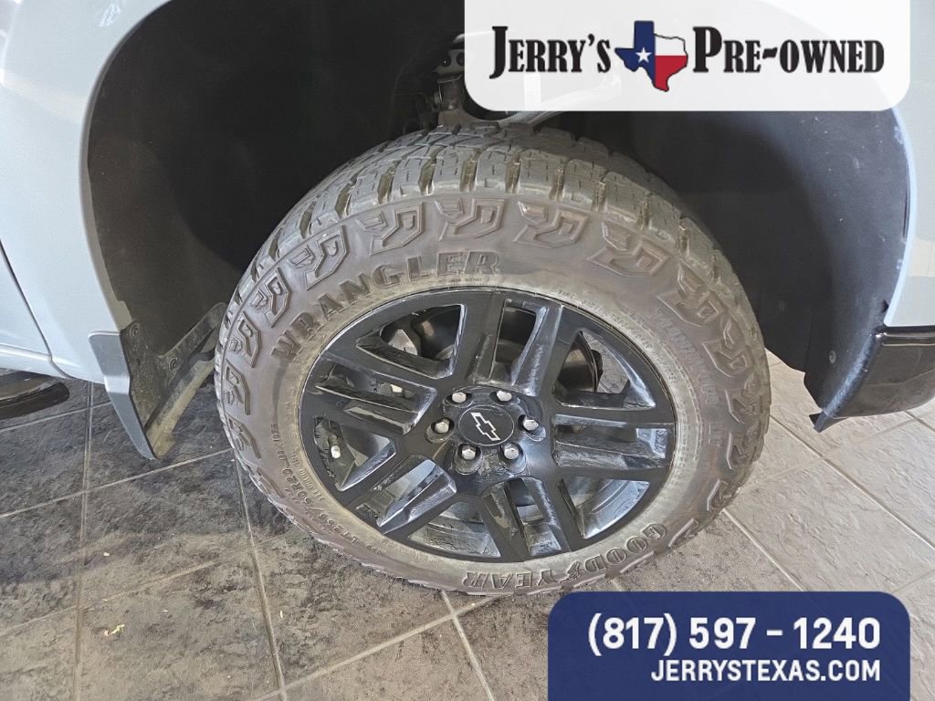 2024 Chevrolet Silverado 1500 LT Trail Boss photo 3