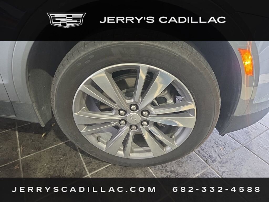 Used 2025 Cadillac XT5 FWD Premium Luxury SUV