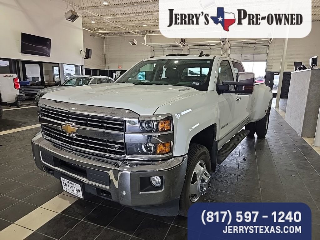 2016 Chevrolet Silverado HD LTZ 4WD Crew Cab Standard Box SRW's photo
