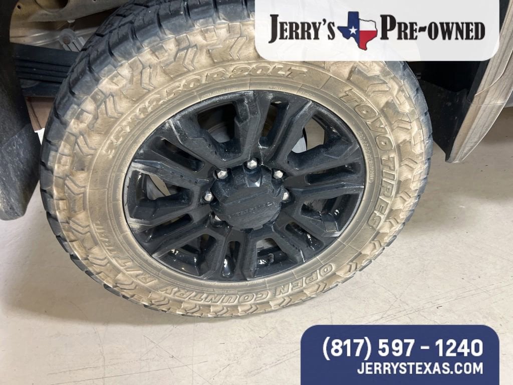 2022 GMC Sierra 4WD Crew Cab Standard Box Denali's photo