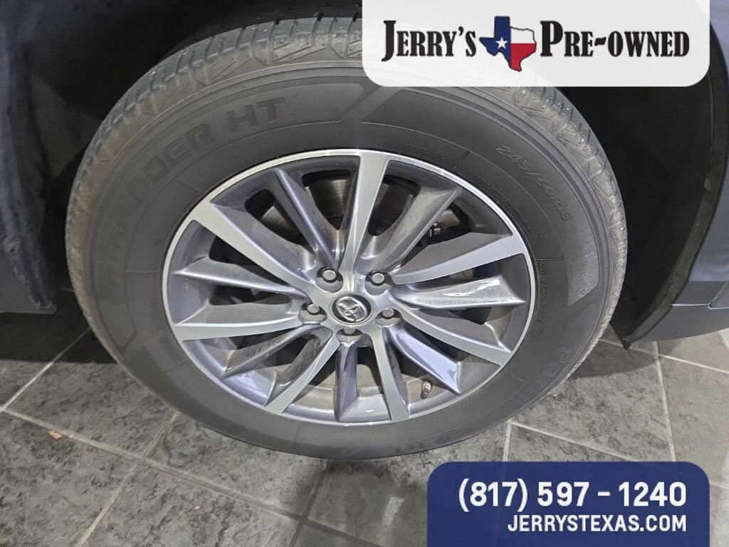 Used 2019 Toyota Highlander XLE SUV