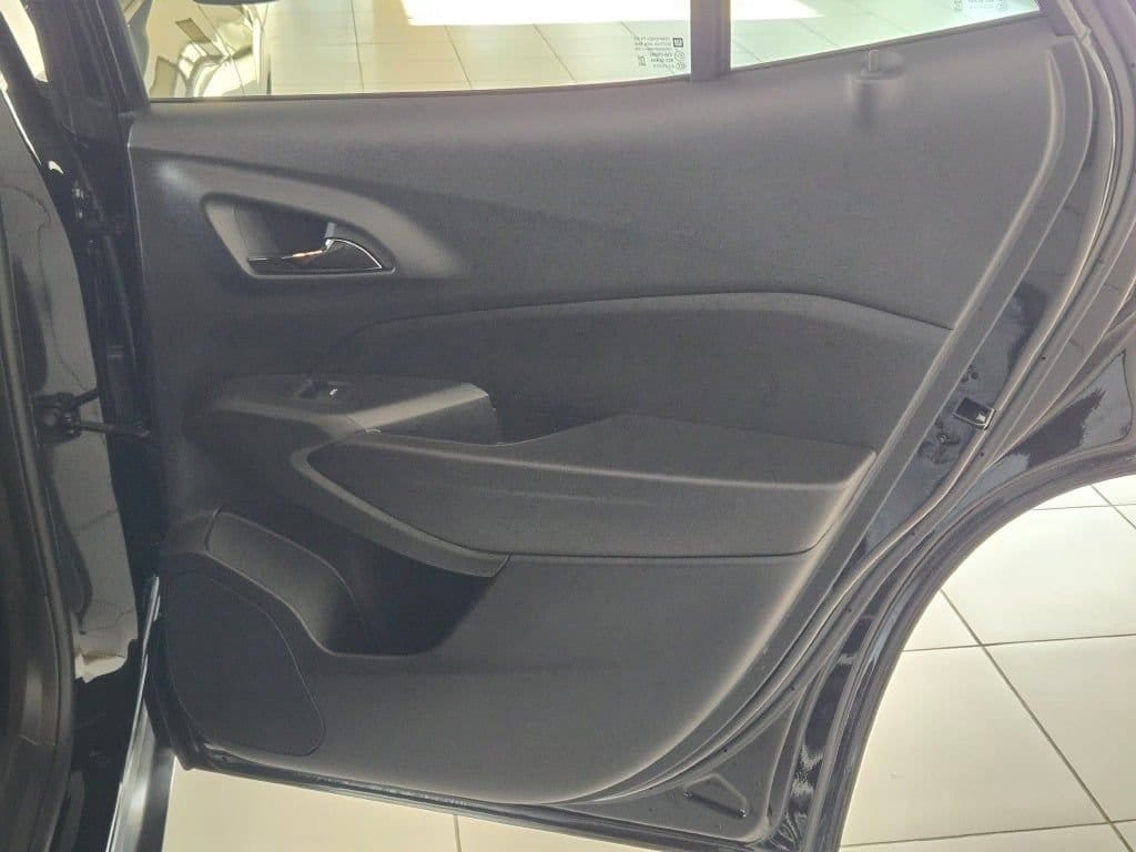 2024 Chevrolet Trax RS - Photo 9
