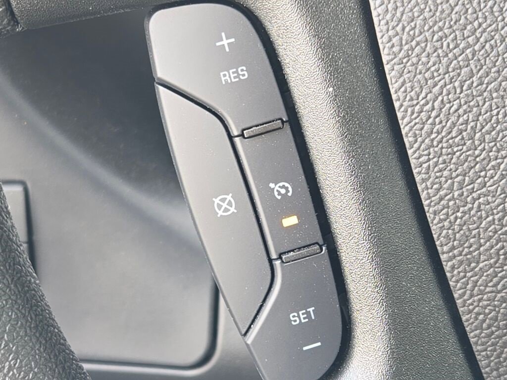 2025 CHEVROLET EXPRESS - Image 24
