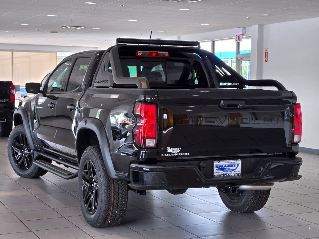 2025 CHEVROLET COLORADO - Image 12