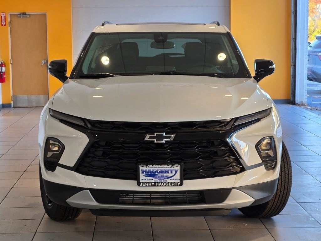 2026 CHEVROLET BLAZER - Image 2