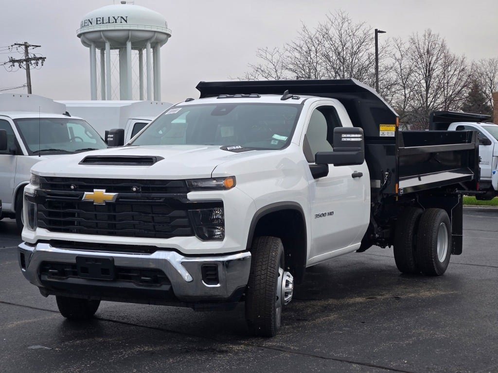 2025 CHEVROLET SILVERADO HD - Image 3