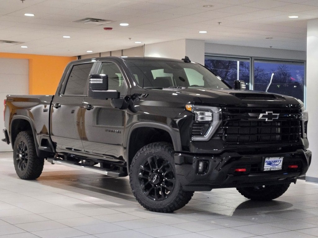 2026 Chevrolet Silverado 2500HD LT's photo