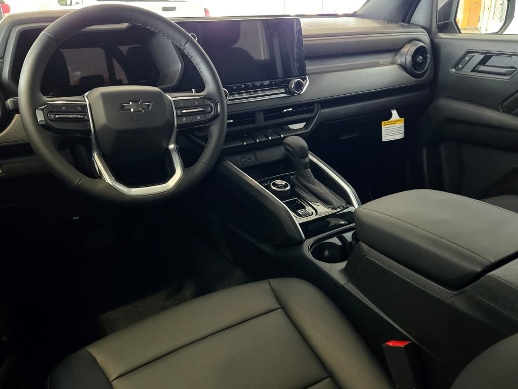 2025 CHEVROLET COLORADO - Image 15