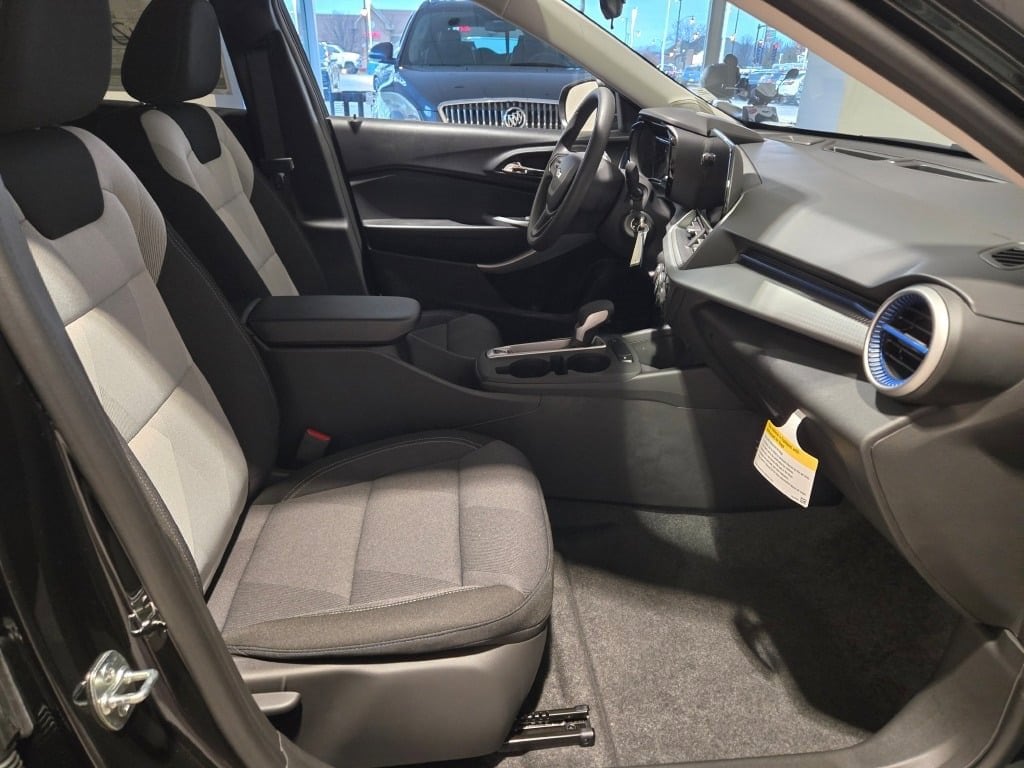 2026 CHEVROLET TRAX - Image 5