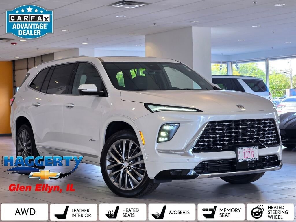 2025 Buick Enclave Avenir AWD's photo