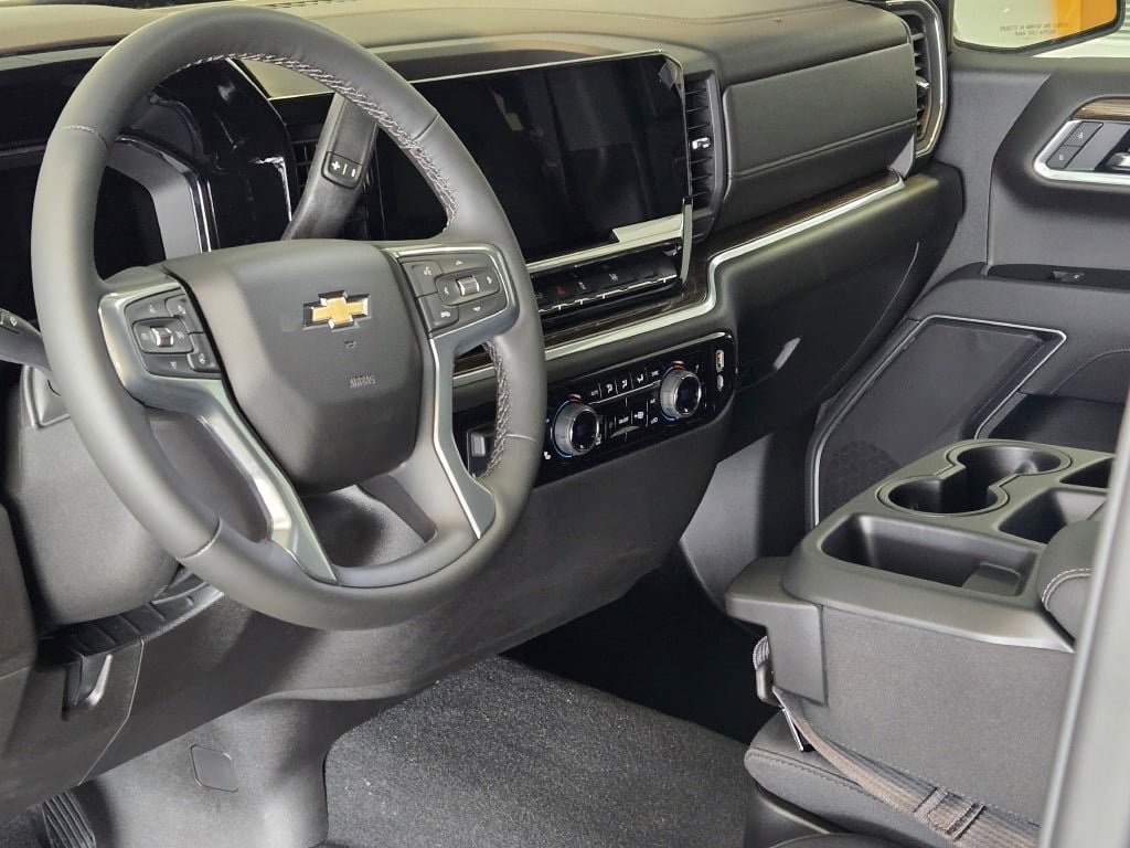 2026 CHEVROLET SILVERADO - Image 20