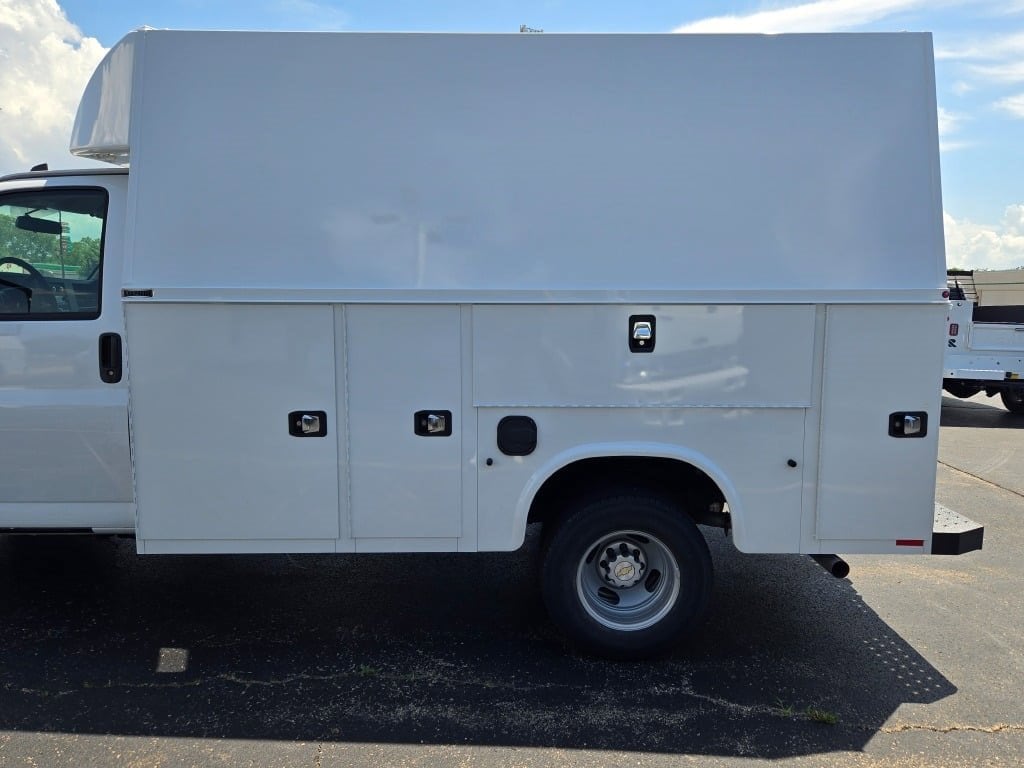 2024 CHEVROLET EXPRESS - Image 14