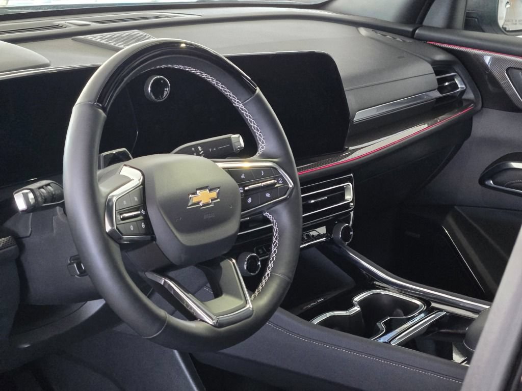 2025 Chevrolet Traverse High Country - Photo 24