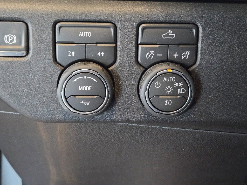 2026 CHEVROLET SILVERADO - Image 25