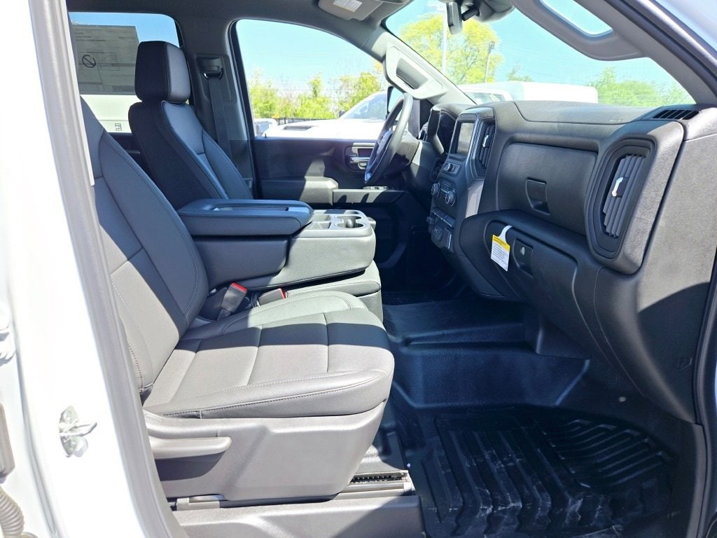2024 CHEVROLET SILVERADO HD - Image 5