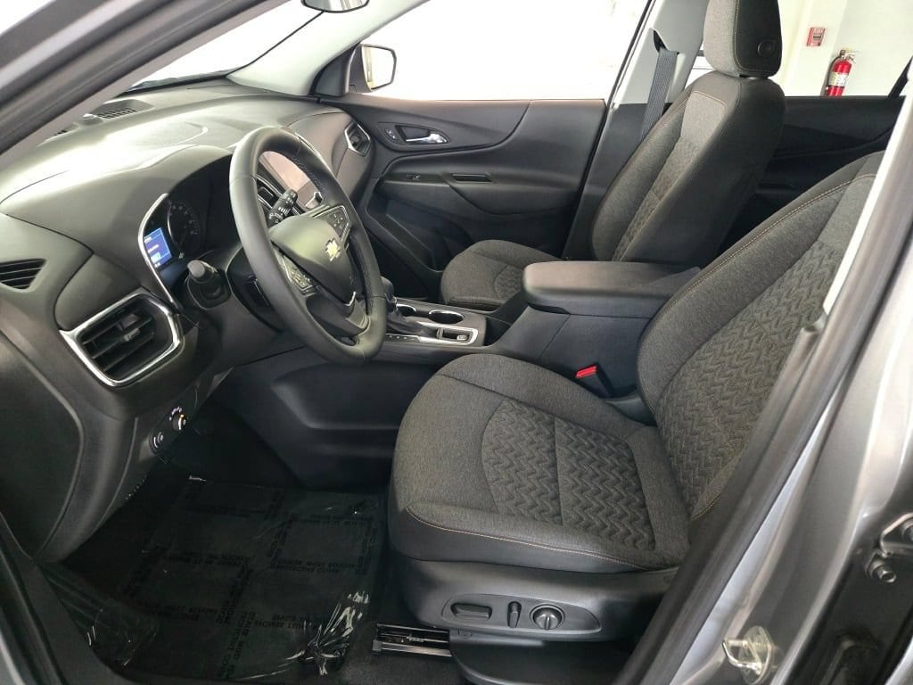 2023 Chevrolet Equinox LT - Photo 22