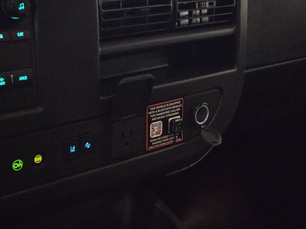 2025 CHEVROLET EXPRESS - Image 18