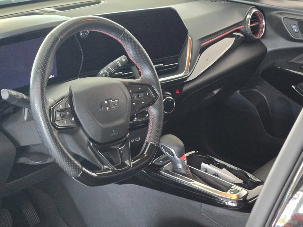 2024 Chevrolet Trax RS - Photo 21