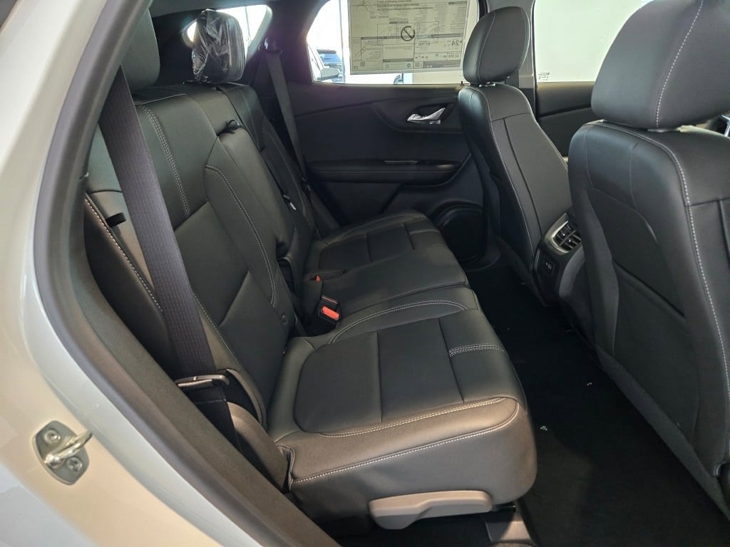 2026 CHEVROLET BLAZER - Image 9