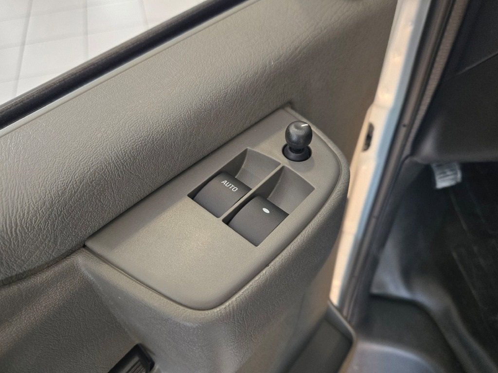 2025 CHEVROLET EXPRESS - Image 13