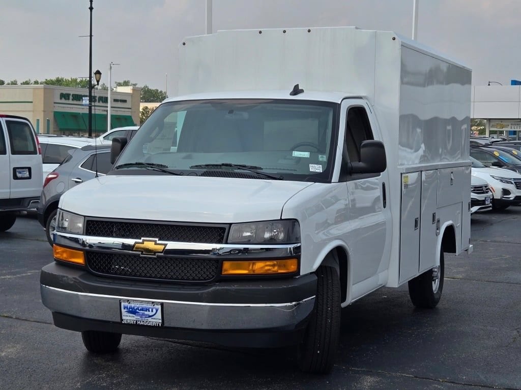 New 2025 Chevrolet Express Cutaway 3500 1WT Cutaway Van