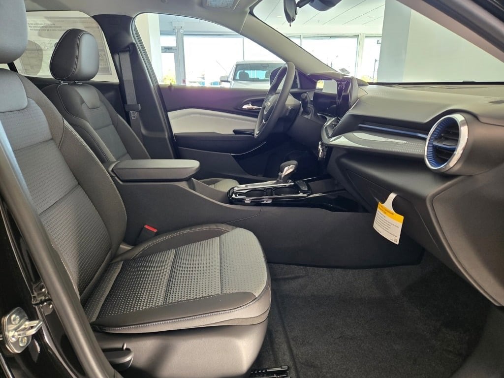 2026 CHEVROLET TRAX - Image 5