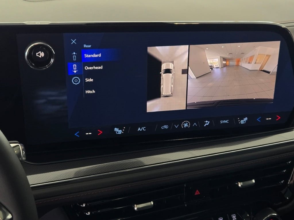 2026 CHEVROLET SUBURBAN - Image 27