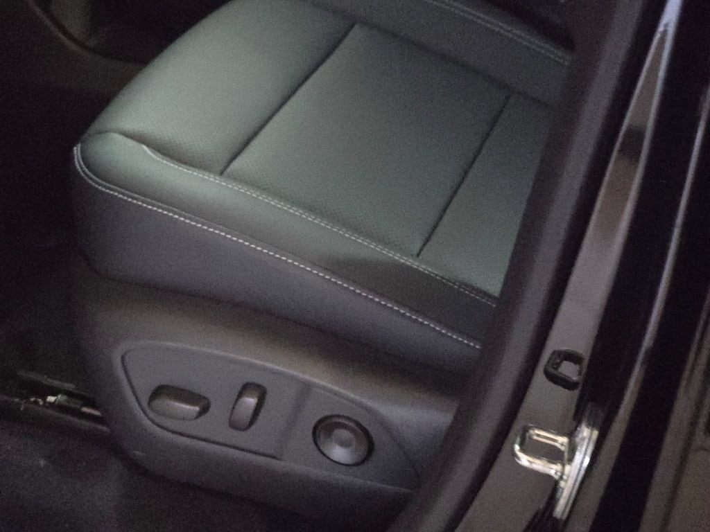 2026 Chevrolet Traverse LT - Photo 22