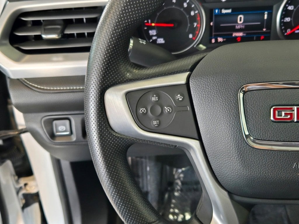 2023 GMC ACADIA - Image 32