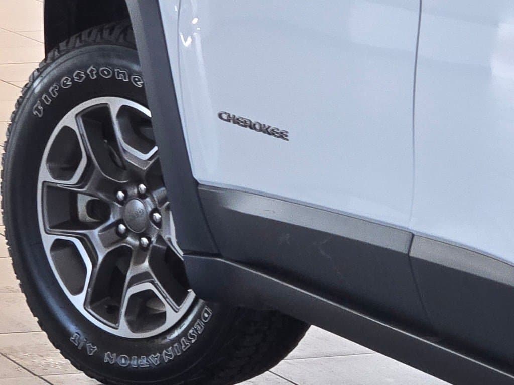 2022 JEEP CHEROKEE - Image 15