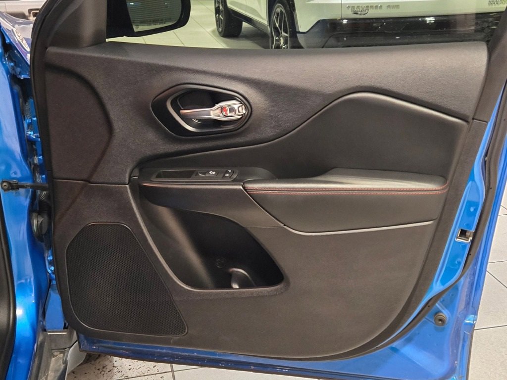 2021 JEEP CHEROKEE - Image 4