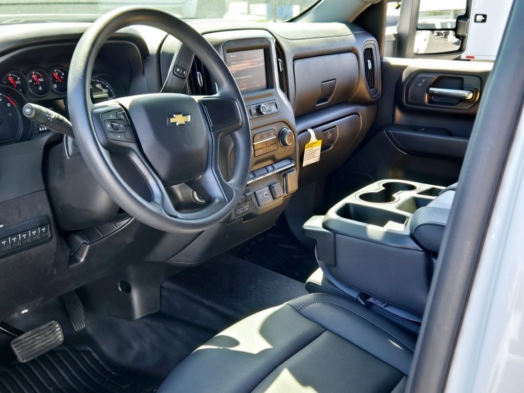2024 CHEVROLET SILVERADO HD - Image 26
